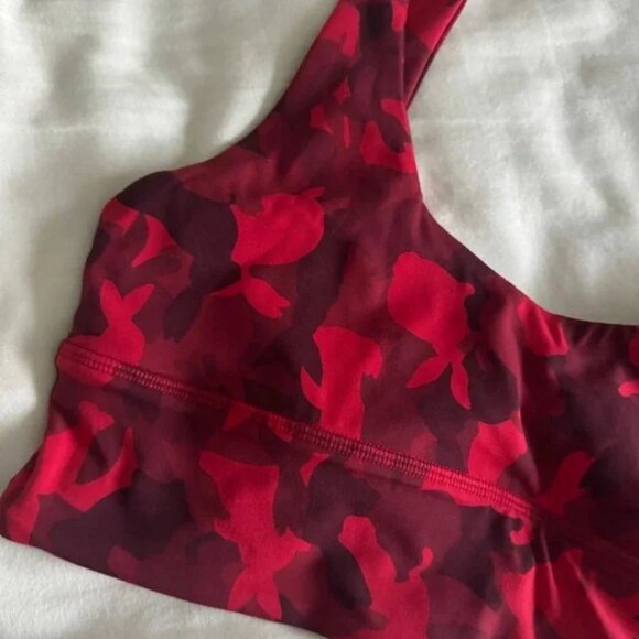 125 Lululemon Align Bra A/B Cup New Year - Rabbit All Over Print Red Multi - Picture 6 of 7